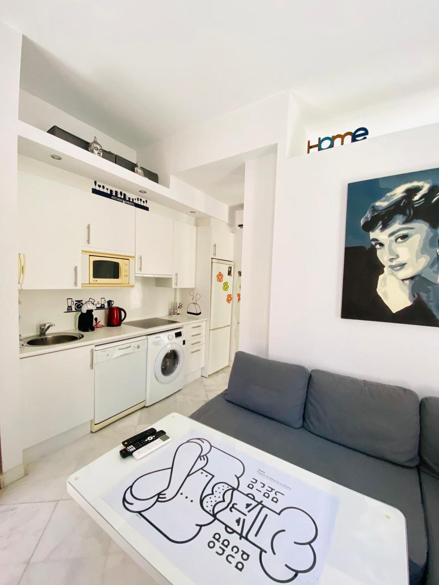 Apartamento En El Centro De มาลากา ภายนอก รูปภาพ